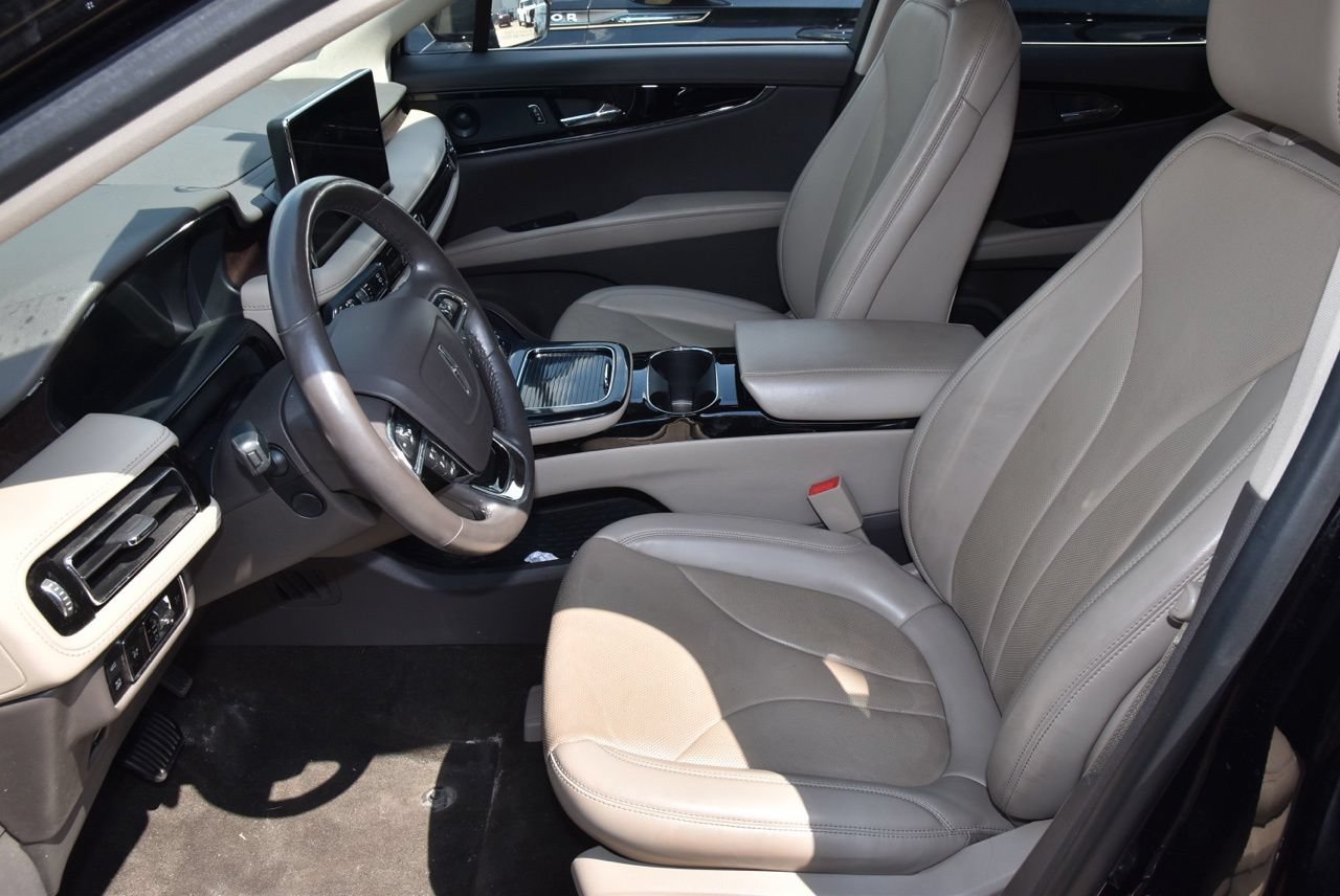 Used 2023 Lincoln Nautilus Reserve w/ Equipment Group 201A AWD/4WD image 9
