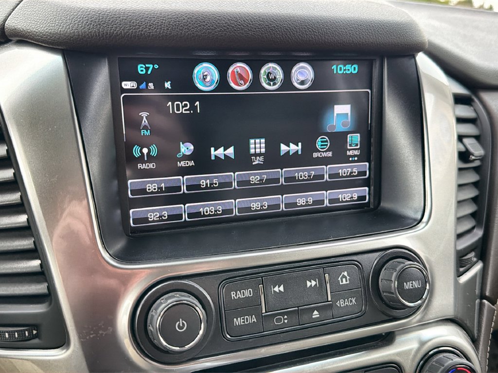 Used 2020 Chevrolet Suburban Premier w/ Max Trailering Package AWD/4WD image 21