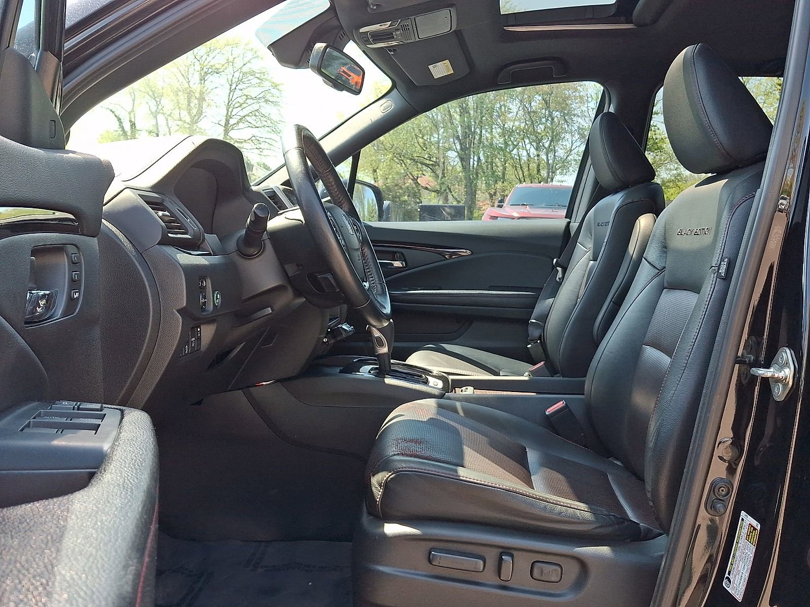 Used 2017 Honda Ridgeline Black Edition image 14