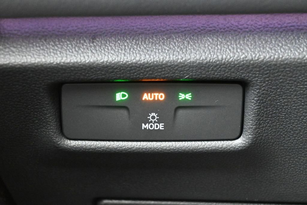 New 2026 Volkswagen Tiguan SE AWD/4WD image 24