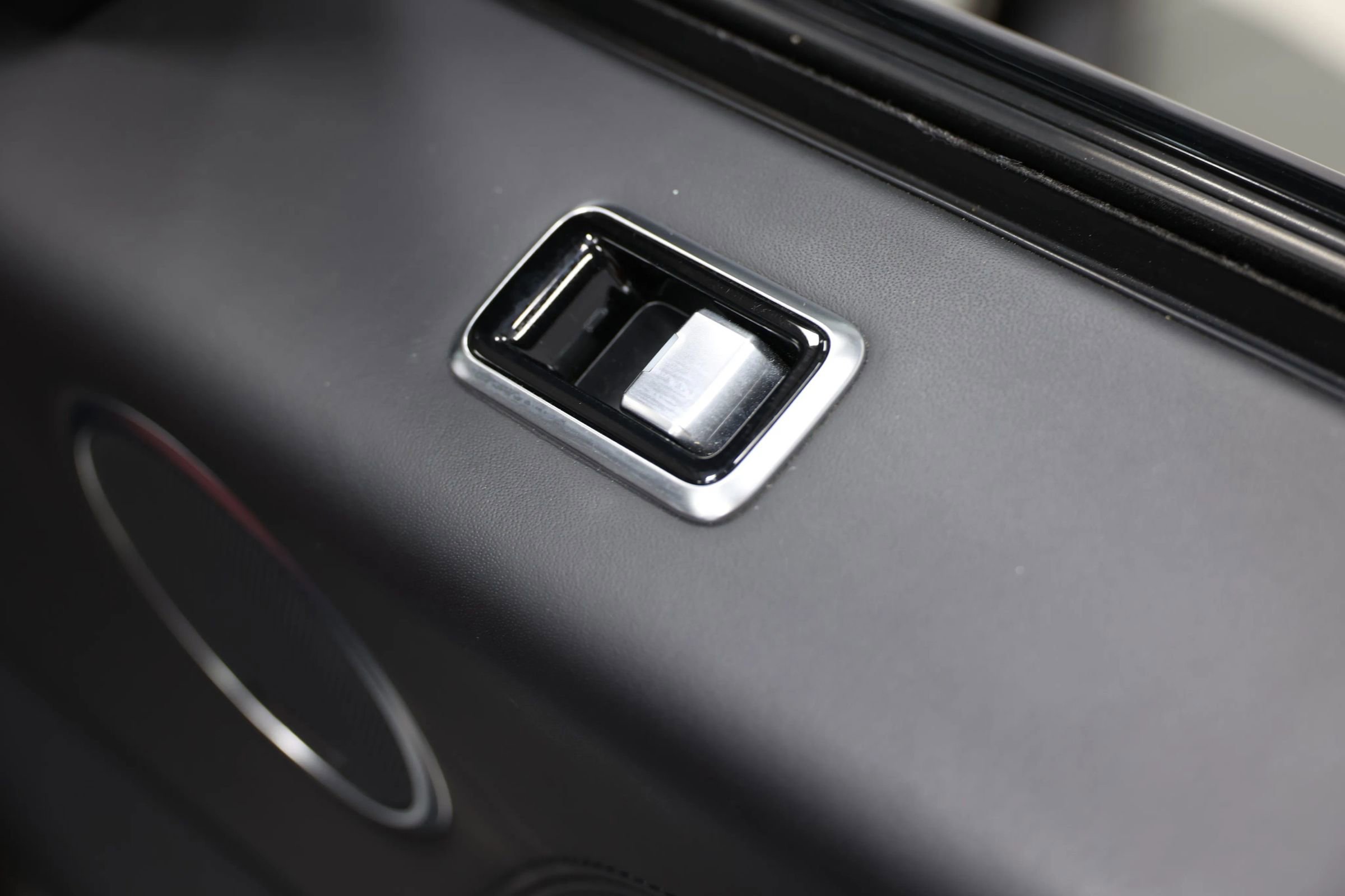 Used 2020 Land Rover Range Rover SV Autobiography Dynamic image 84