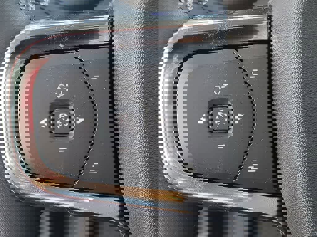 New 2026 Volvo XC40 B5 Core w/ Protection Package Premier image 22