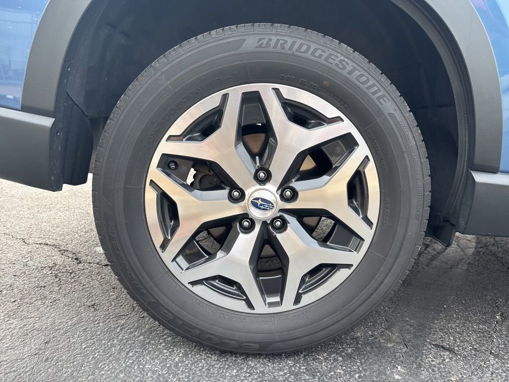 Used 2024 Subaru Forester Premium AWD/4WD image 47