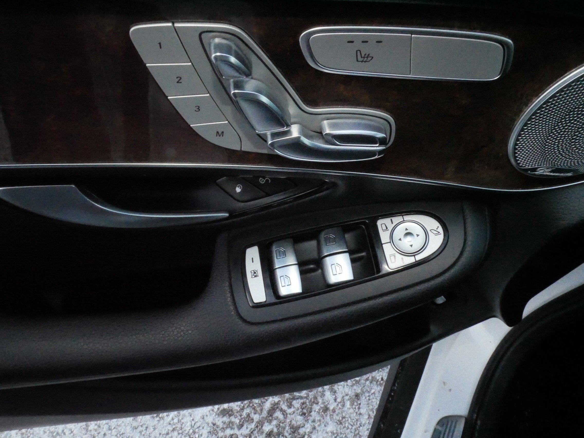 Used 2017 Mercedes-Benz GLC 300 4MATIC image 20