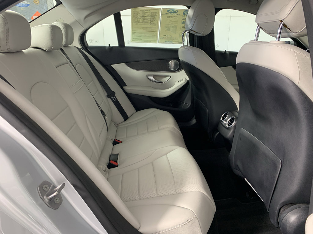 Used 2017 Mercedes-Benz C 300 4MATIC Sedan image 38
