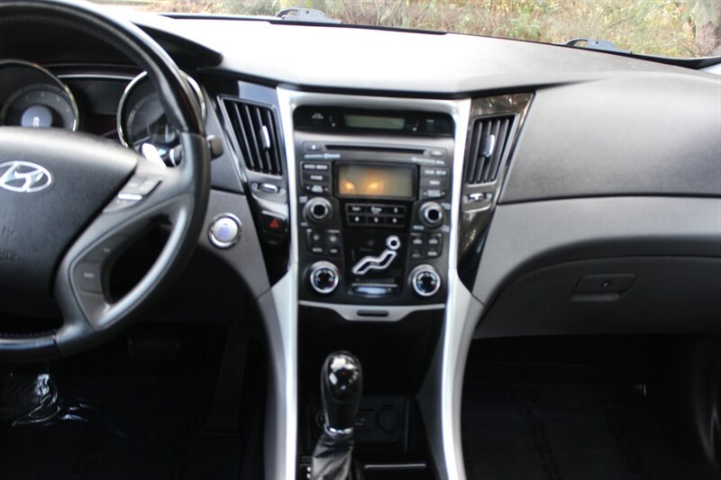Used 2012 Hyundai Sonata Limited image 14