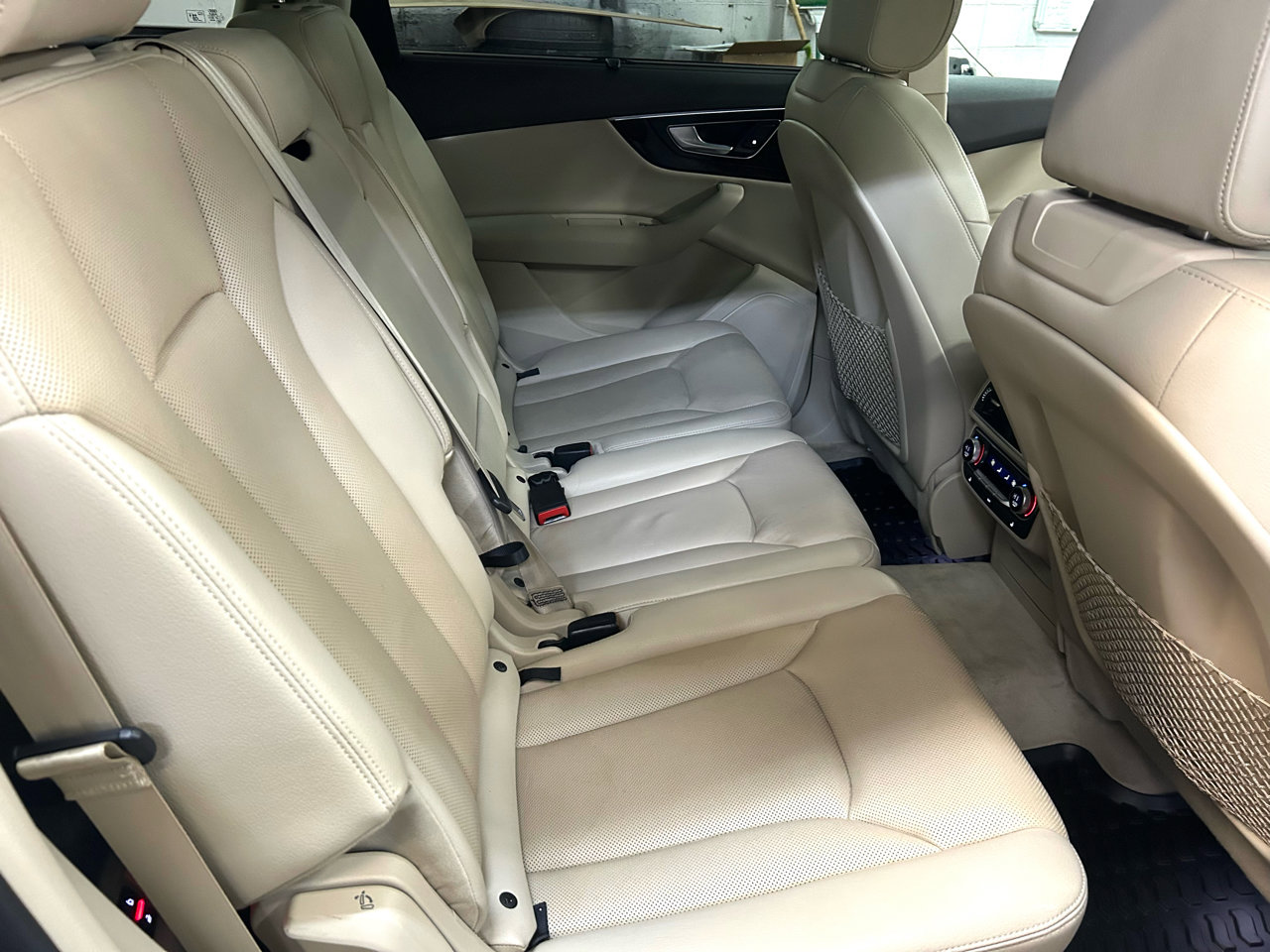 Used 2017 Audi Q7 3.0T Premium Plus image 21