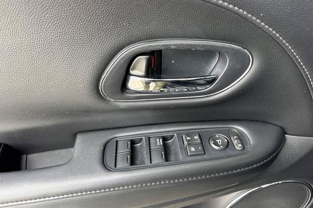 Used 2019 Honda HR-V EX-L image 10