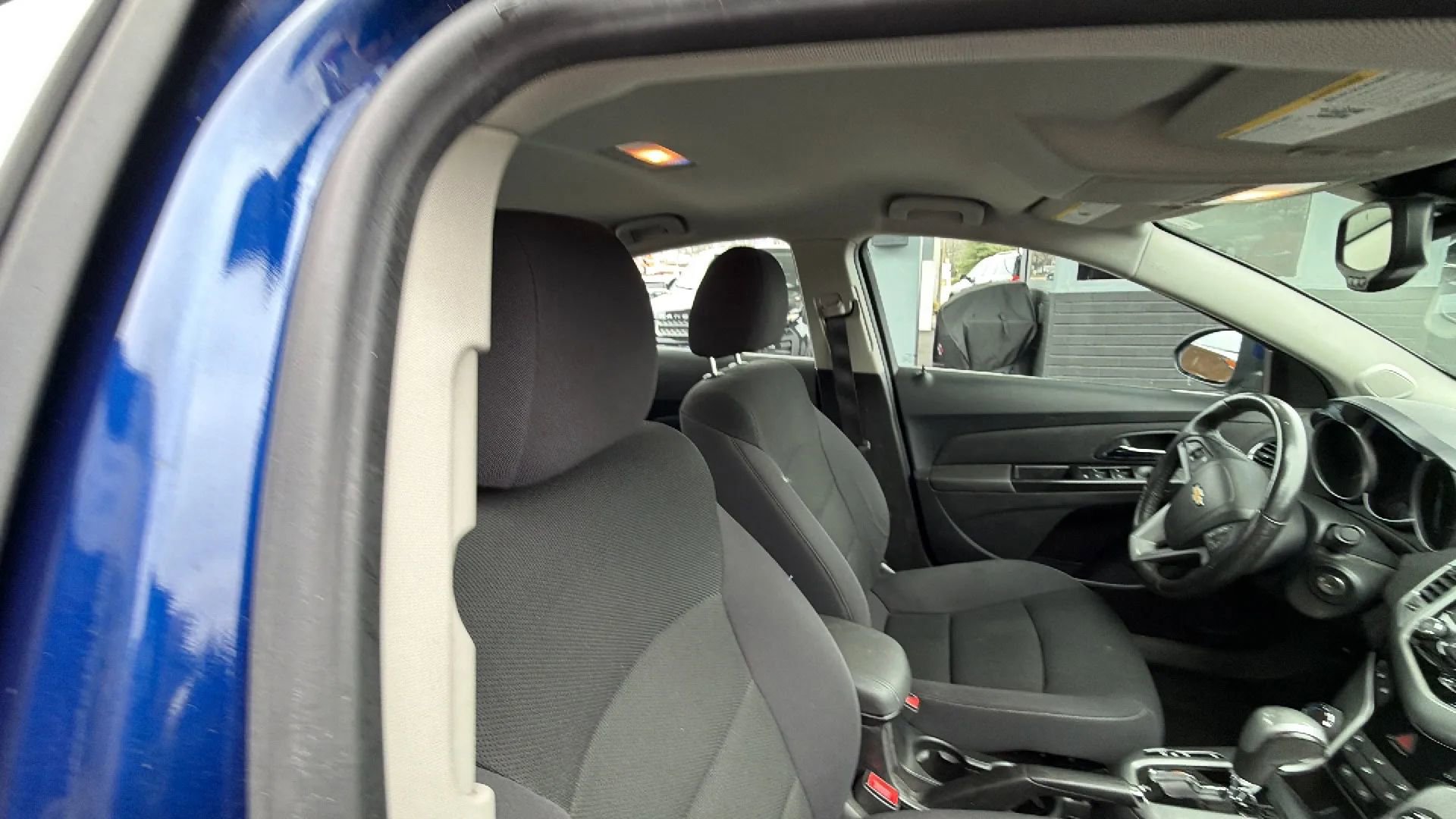 Used 2013 Chevrolet Cruze LT image 21