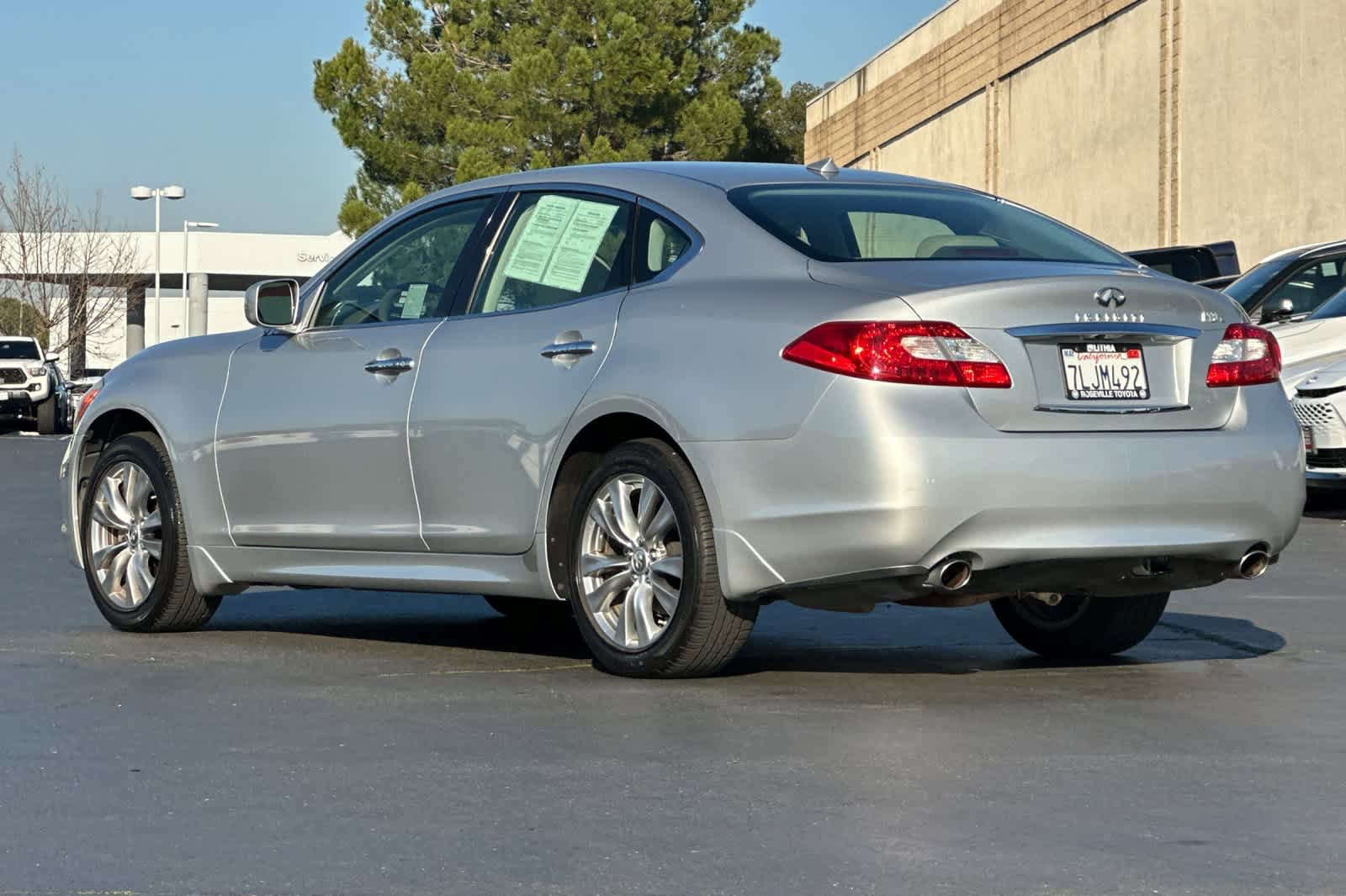 Used 2012 INFINITI M37 x w/ Premium Pkg image 7