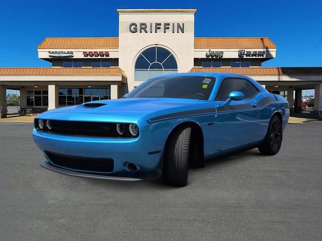 Used 2023 Dodge Challenger R/T w/ Blacktop Package RWD image 11