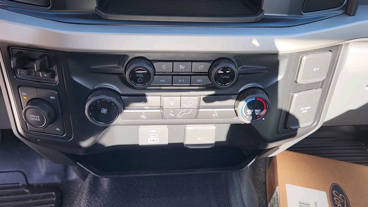 New 2024 Ford F550 4x4 Regular Cab Super Duty image 51