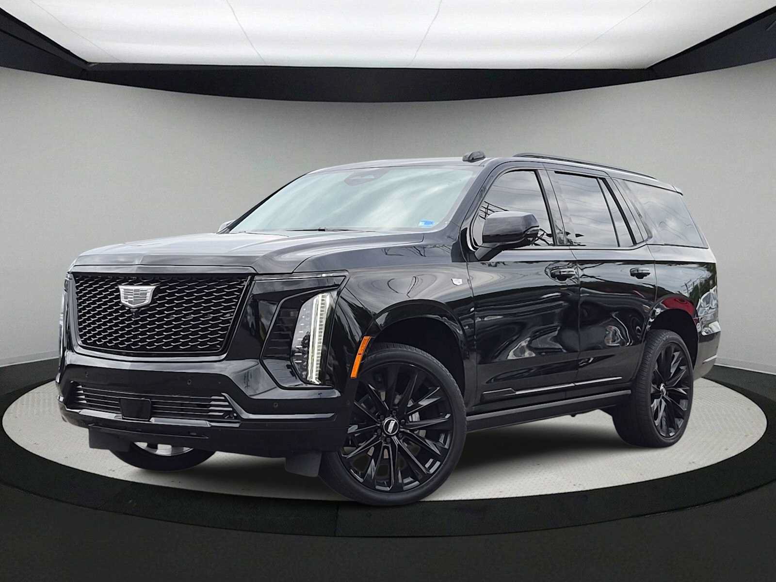 Used 2025 Cadillac Escalade Sport Platinum w/ LPO, ONYX Package AWD/4WD image 1