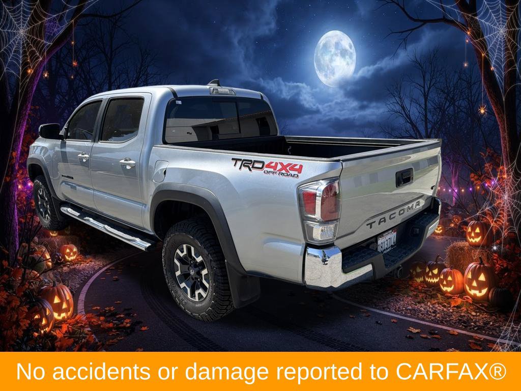Used 2023 Toyota Tacoma TRD Off-Road w/ Black Out Package (TMS) AWD/4WD image 3