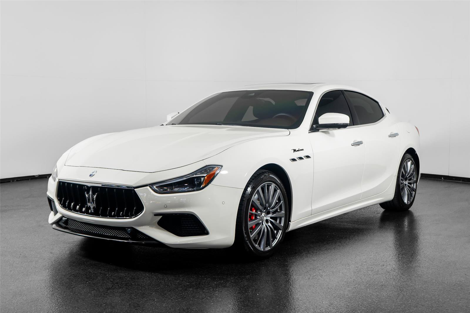 Used 2023 Maserati Ghibli Modena RWD image 20