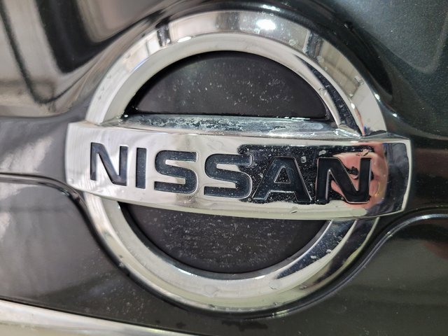 Used 2018 Nissan Rogue S image 46