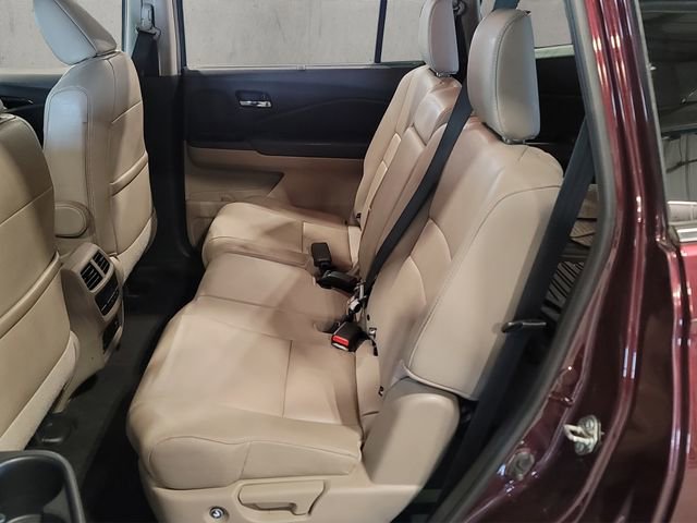 Used 2017 Honda Pilot Touring image 19