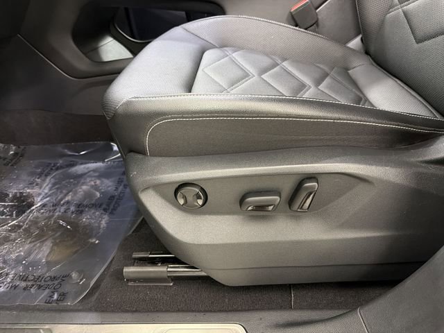 Used 2025 Volkswagen Atlas SE AWD/4WD image 22