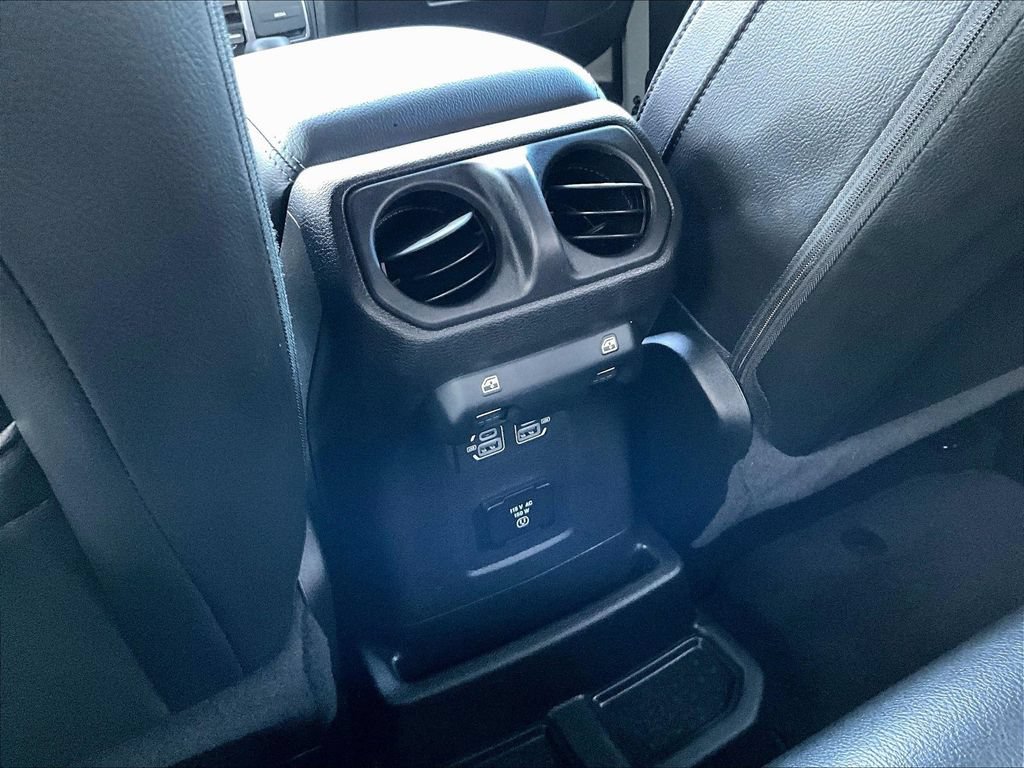 Used 2023 Jeep Wrangler Unlimited Sahara w/ Cold Weather Group AWD/4WD image 13