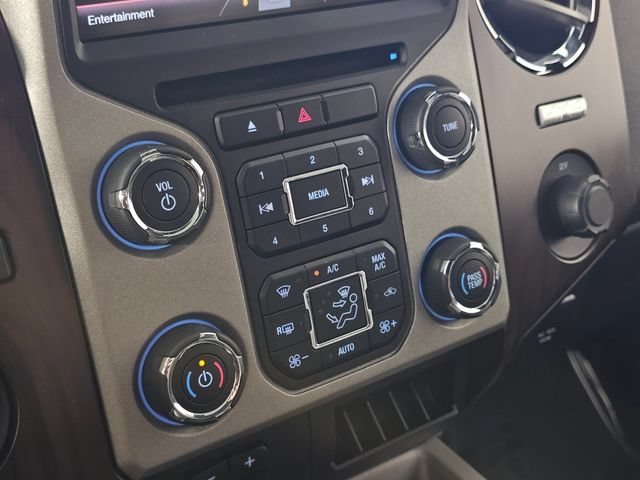 Used 2015 Ford F350 Lariat w/ Lariat Ultimate Package AWD/4WD image 33