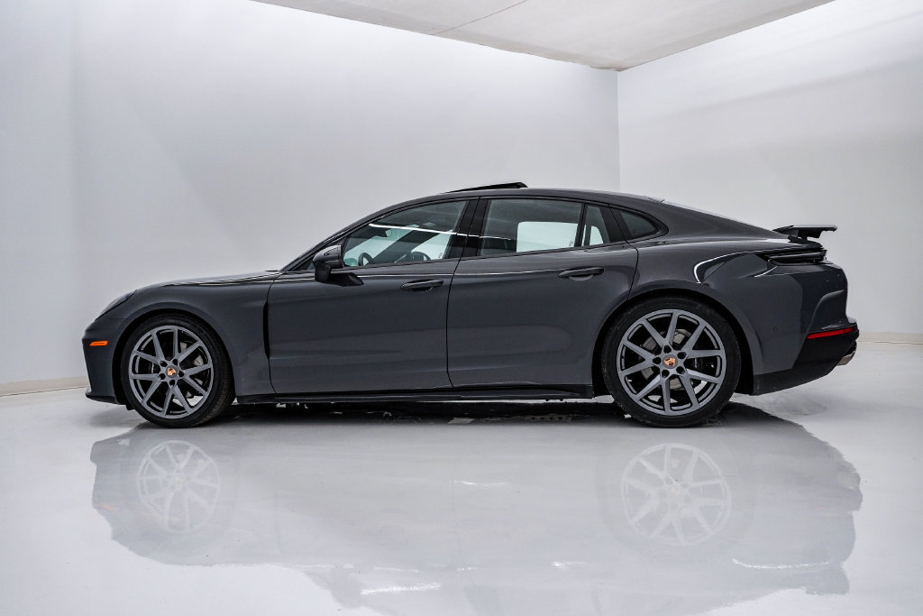 New 2026 Porsche Panamera 4 AWD/4WD image 2