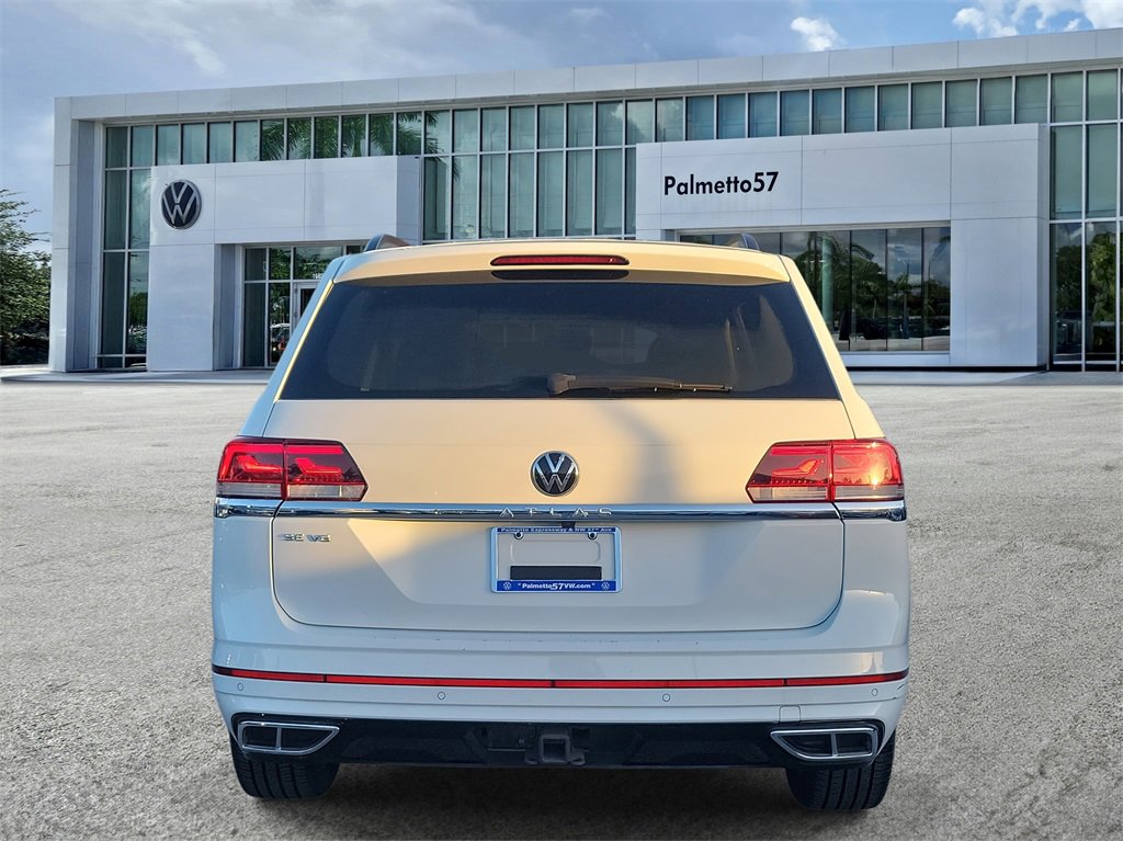 Used 2021 Volkswagen Atlas SE w/ Towing Package image 5