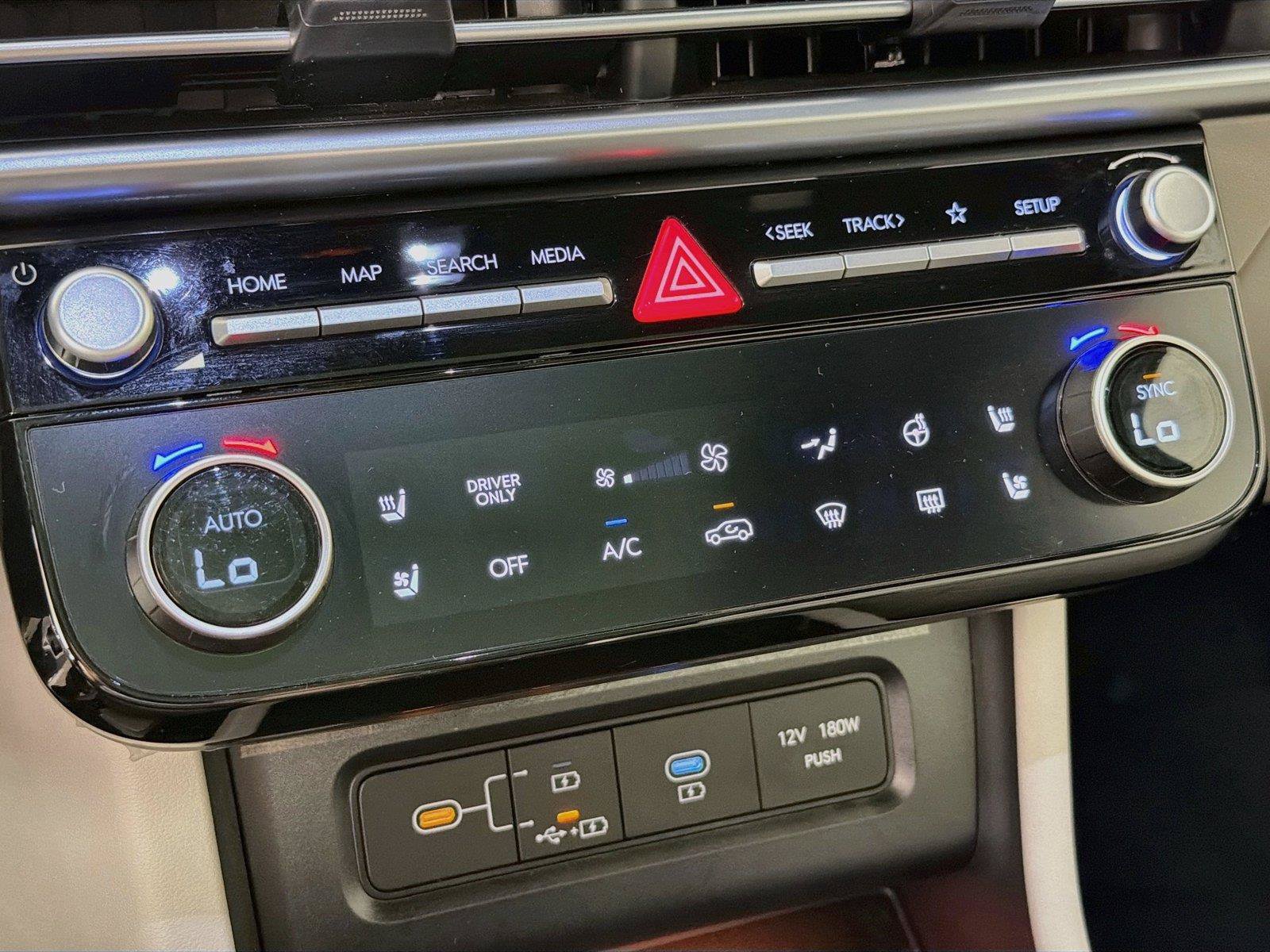 Used 2025 Hyundai Tucson Limited AWD/4WD image 22