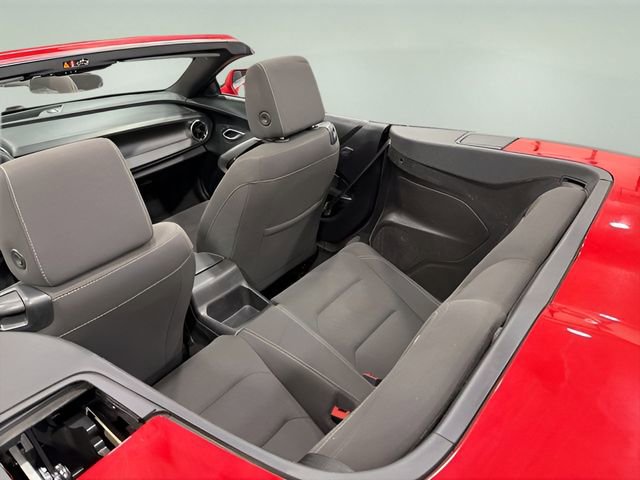 Used 2020 Chevrolet Camaro LT image 11