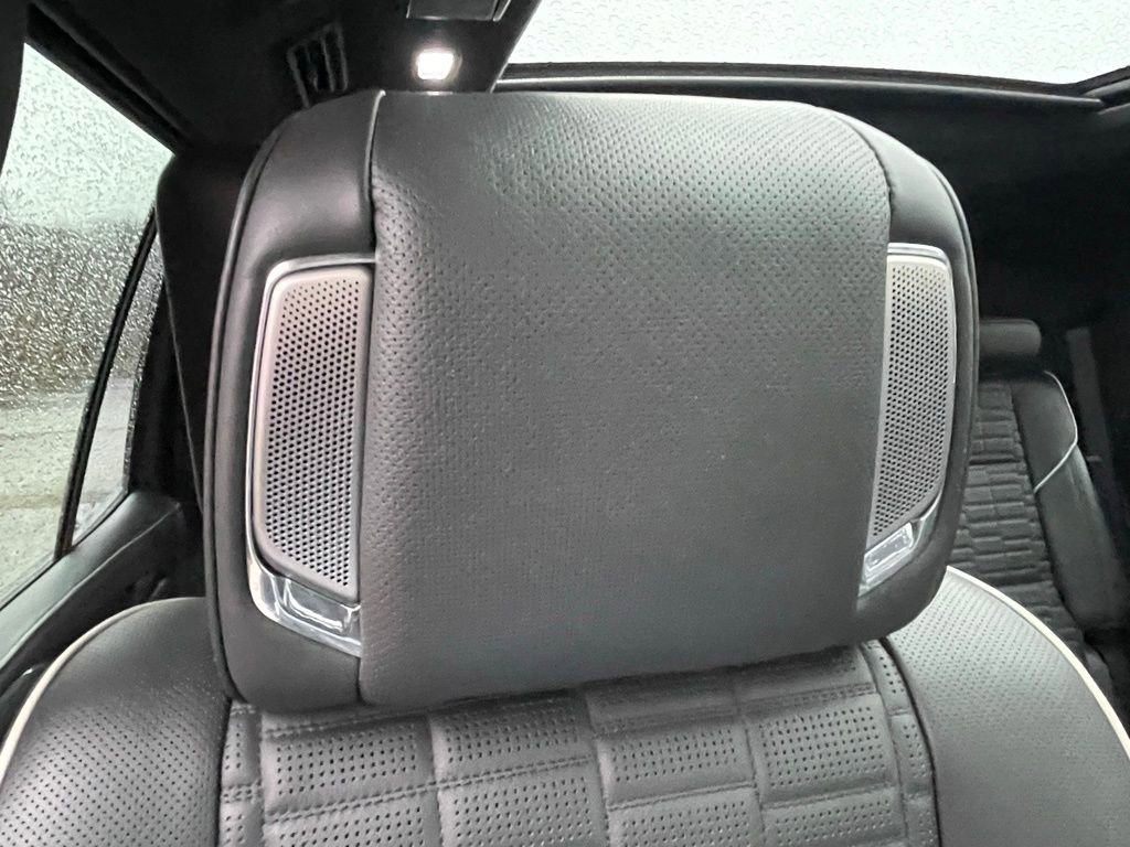 Certified 2022 Cadillac Escalade Sport Platinum w/ LPO, ONYX Package image 16