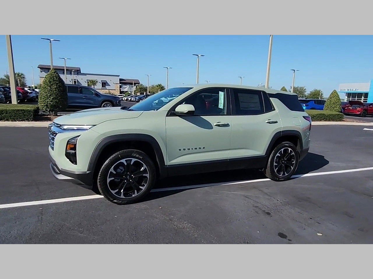 New 2026 Chevrolet Equinox LT w/ Convenience Package II image 15