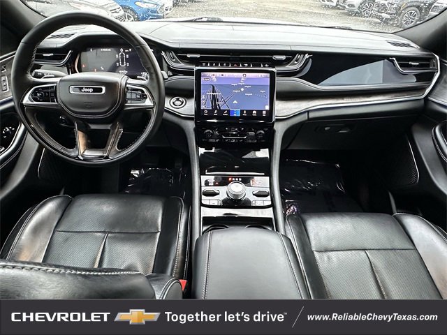 Used 2023 Jeep Grand Cherokee L Overland w/ Advanced Protech Group III image 11