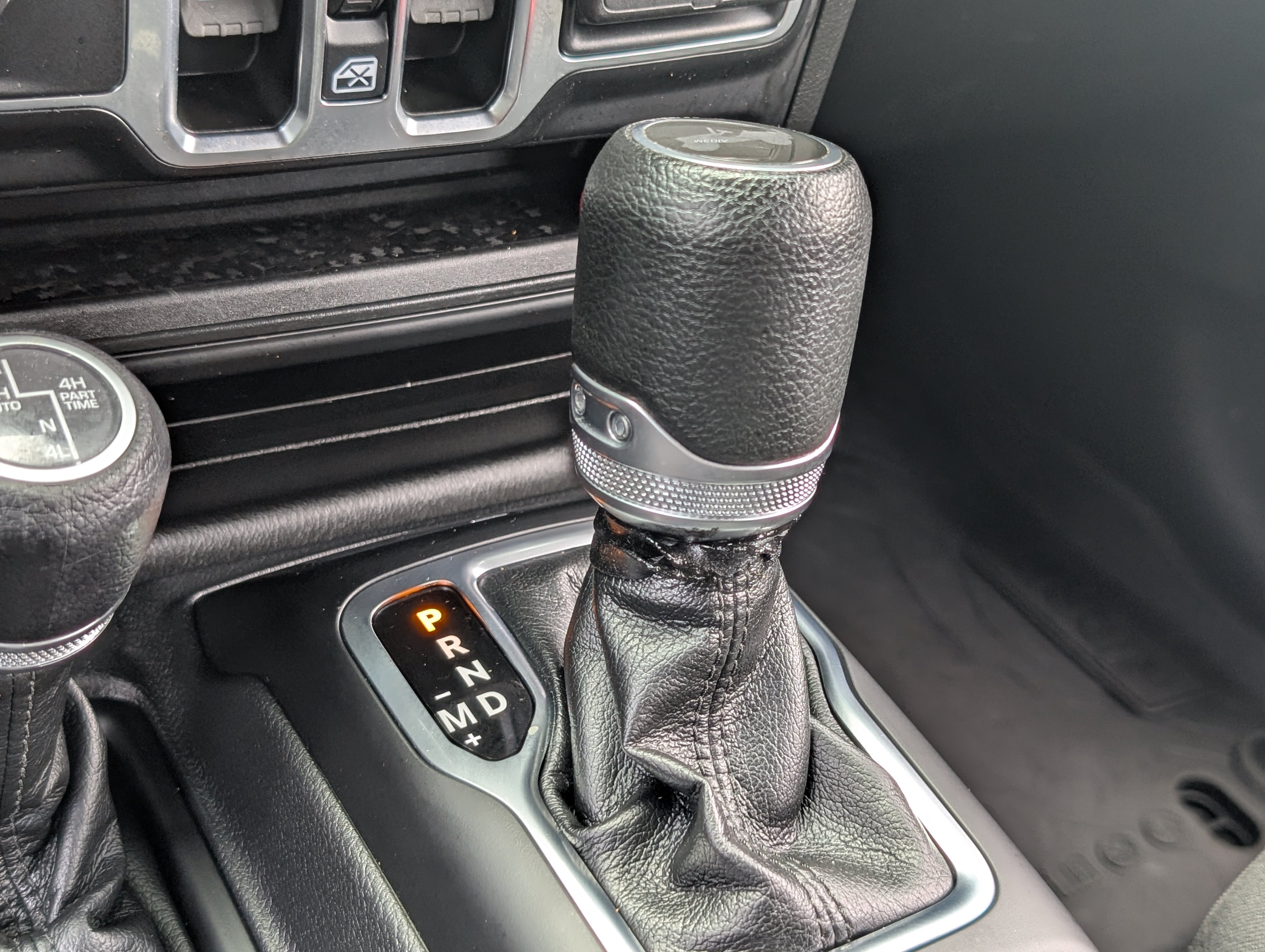 Used 2023 Jeep Wrangler Unlimited w/ Cold Weather Group AWD/4WD image 31