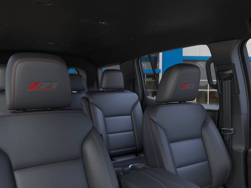 New 2026 Chevrolet Traverse Z71 w/ Enhanced Driving Package AWD/4WD image 24