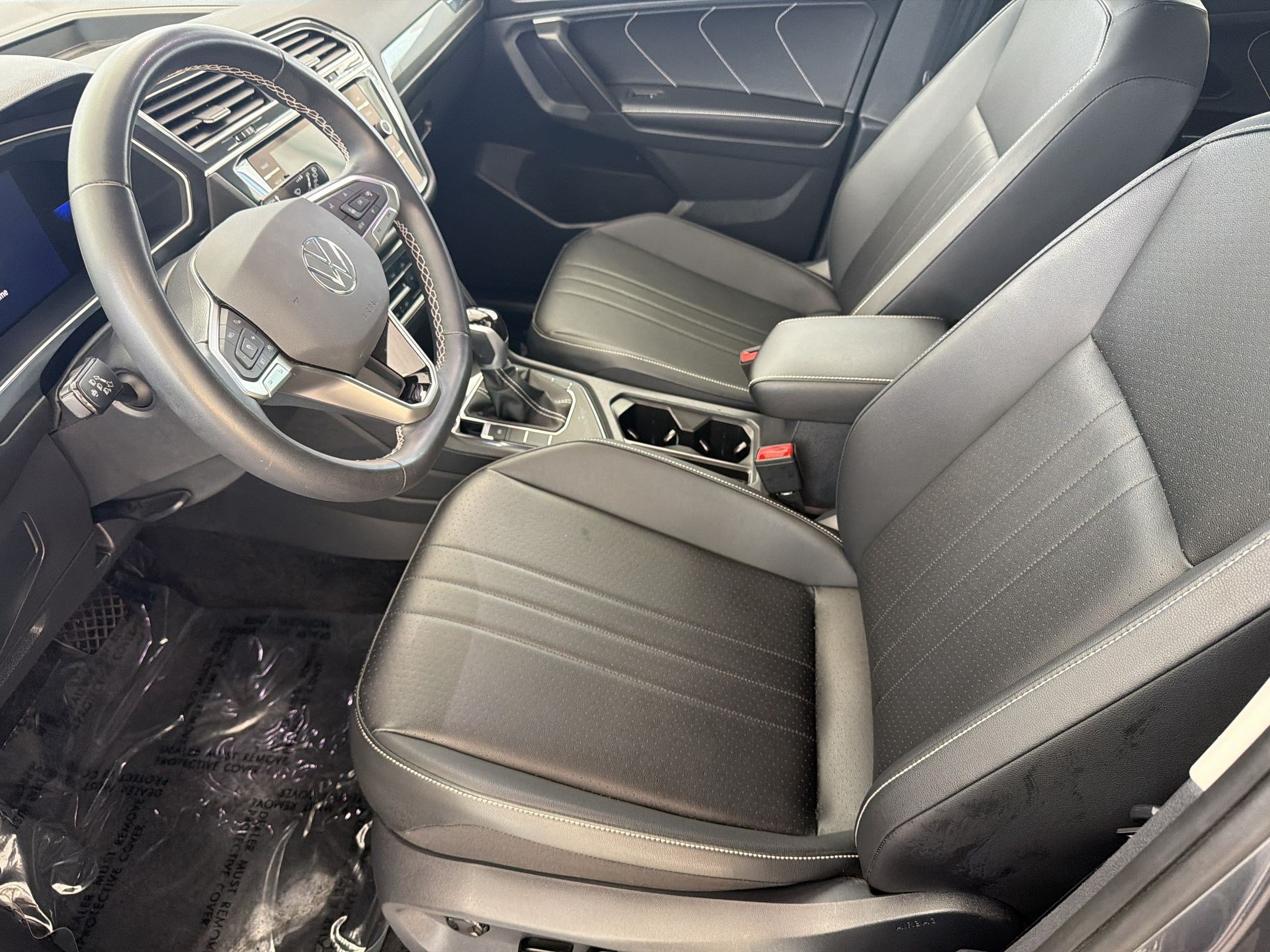 Used 2023 Volkswagen Tiguan SE FWD image 5