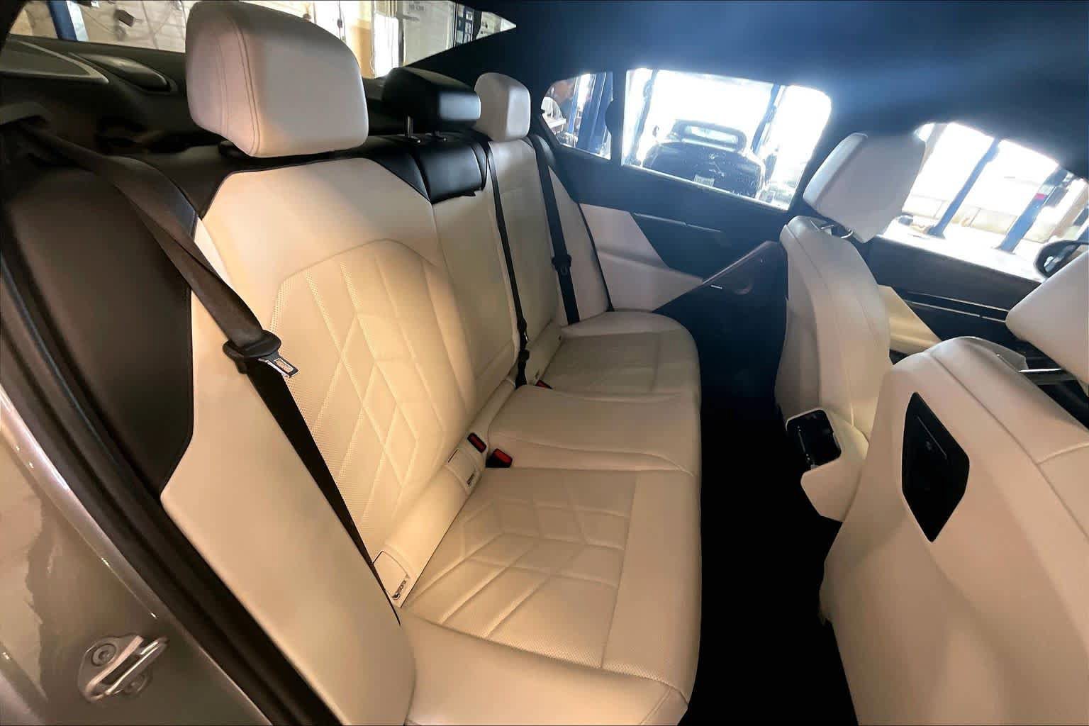 Certified 2024 BMW 530i w/ Executive Package RWD image 18
