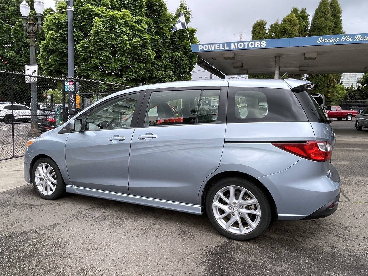 Used 2012 MAZDA MAZDA5 Grand Touring FWD image 5