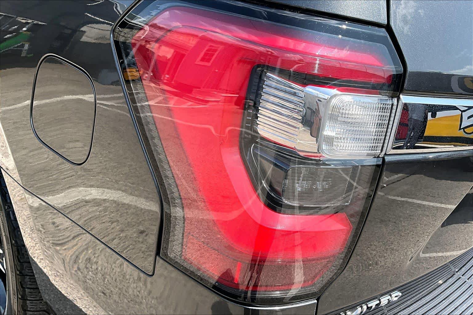Used 2020 Ford Expedition Limited w/ Special Edition Package RWD image 28