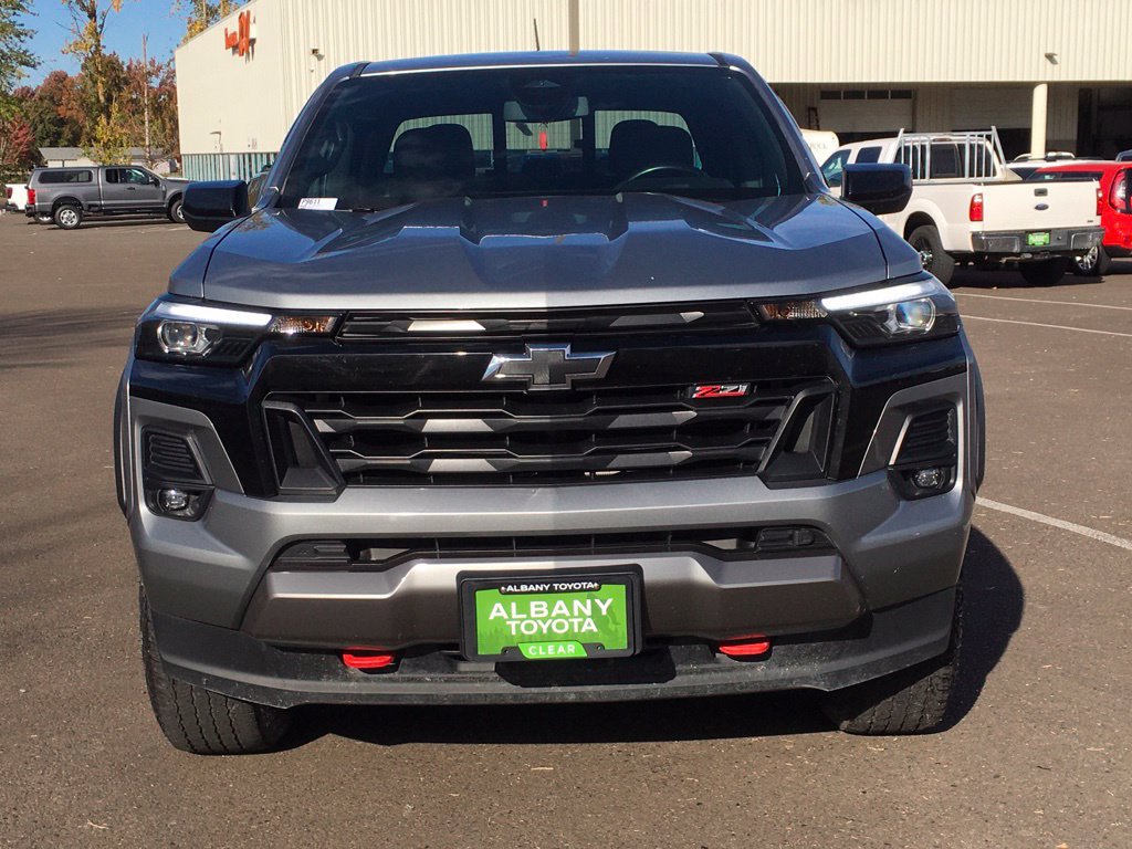Used 2023 Chevrolet Colorado Z71 w/ Z71 Convenience Package 2 AWD/4WD image 10