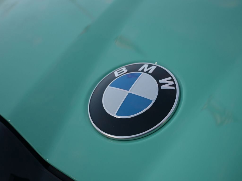 Used 2026 BMW M5 w/ Carbon Package AWD/4WD image 8