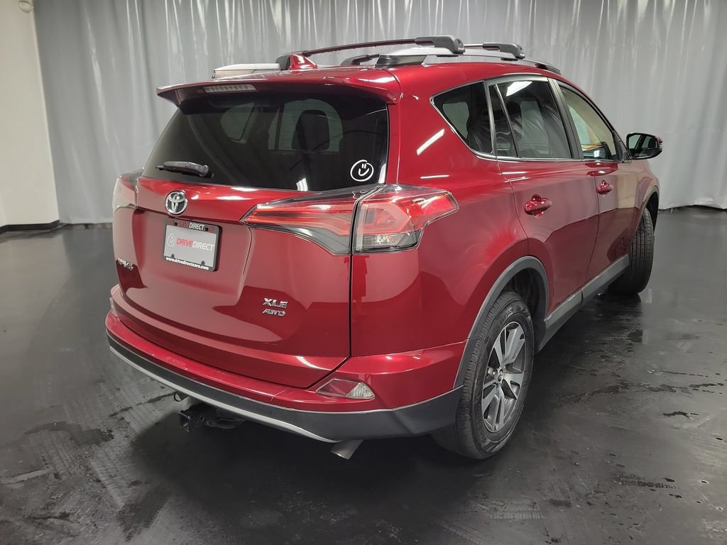 Used 2018 Toyota RAV4 XLE AWD/4WD image 8