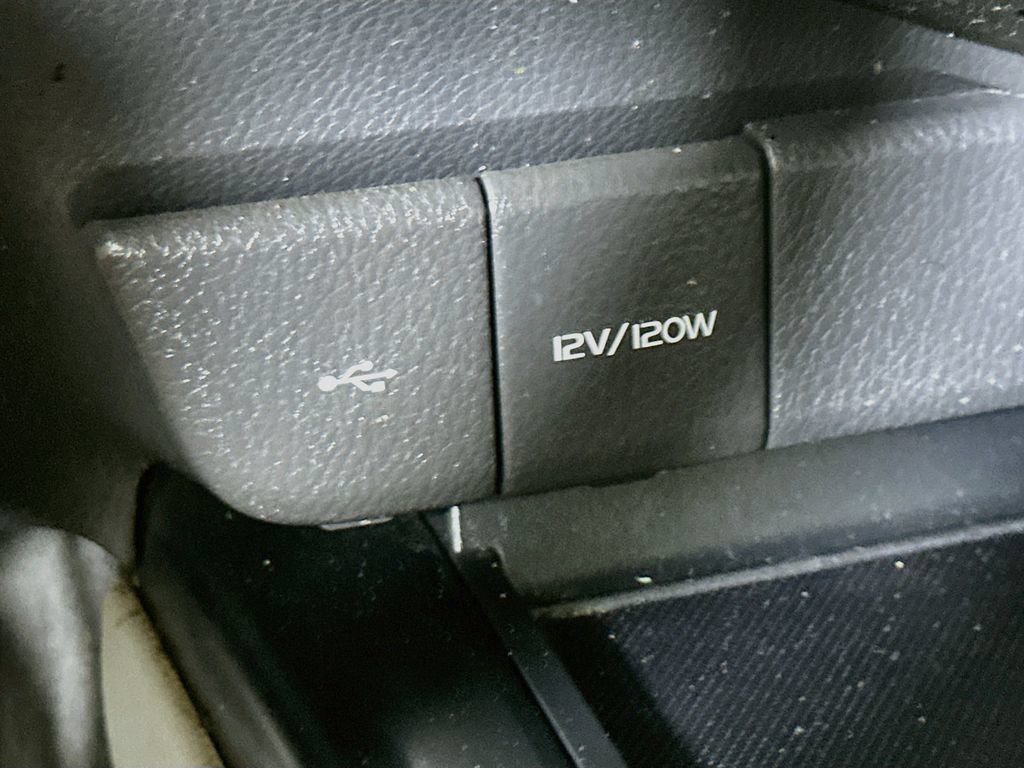 Used 2020 Toyota Camry LE FWD image 30