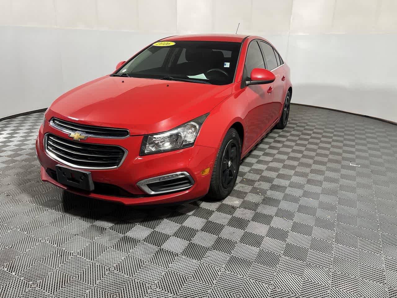Used 2016 Chevrolet Cruze LT FWD image 4