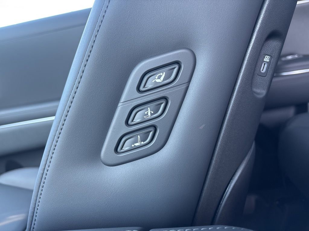 New 2026 Hyundai Palisade Calligraphy image 12