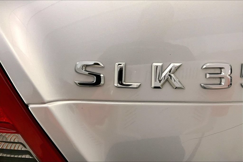 Used 2010 Mercedes-Benz SLK 350 image 7