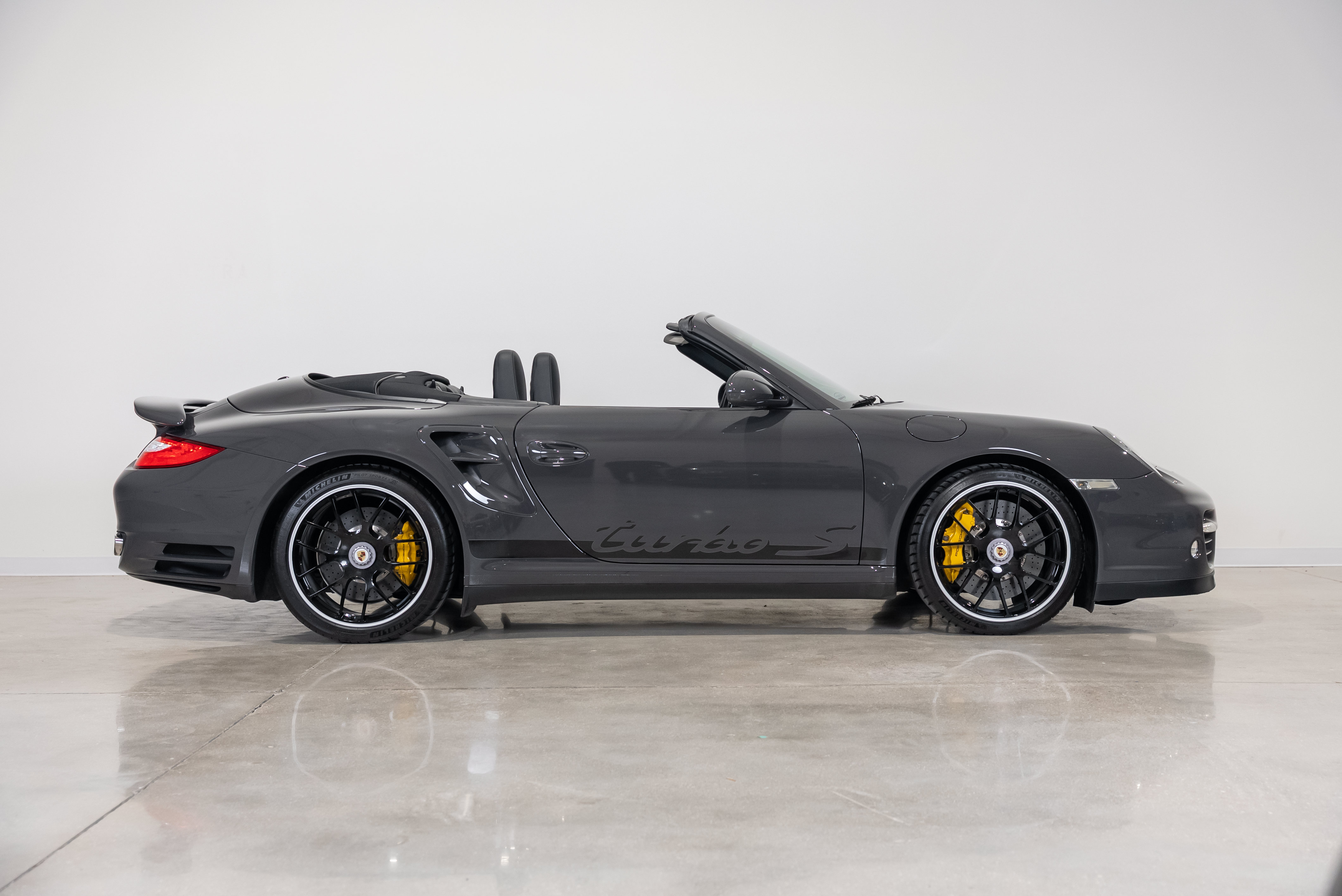 Used 2012 Porsche 911 Edition 918 Spyder AWD/4WD image 87