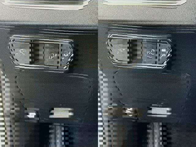 Used 2025 Kia K4 FWD image 10