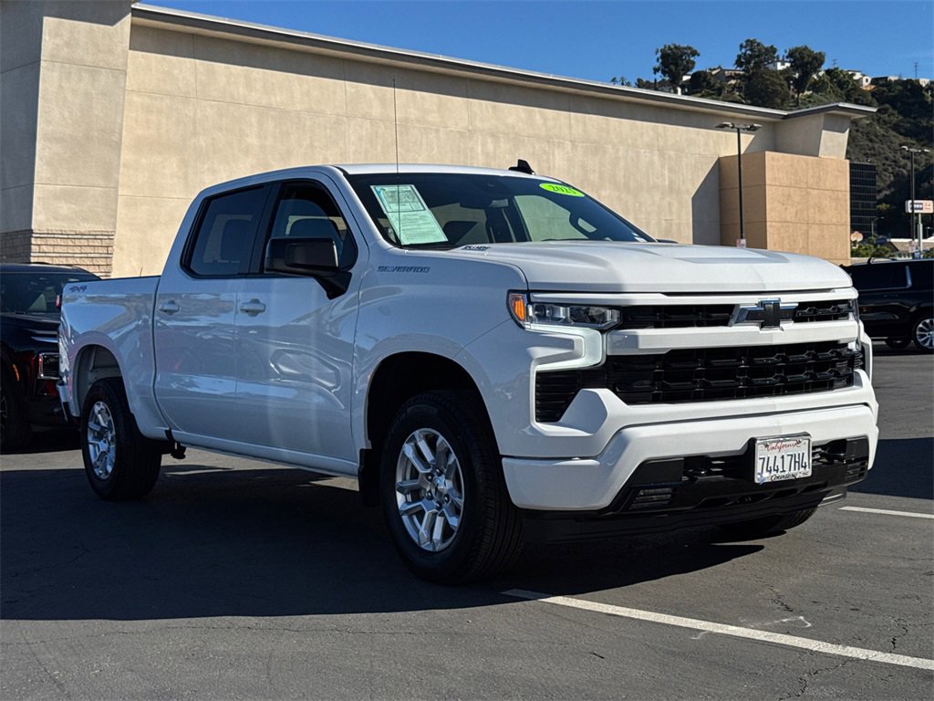 Used 2025 Chevrolet Silverado 1500 RST image 4