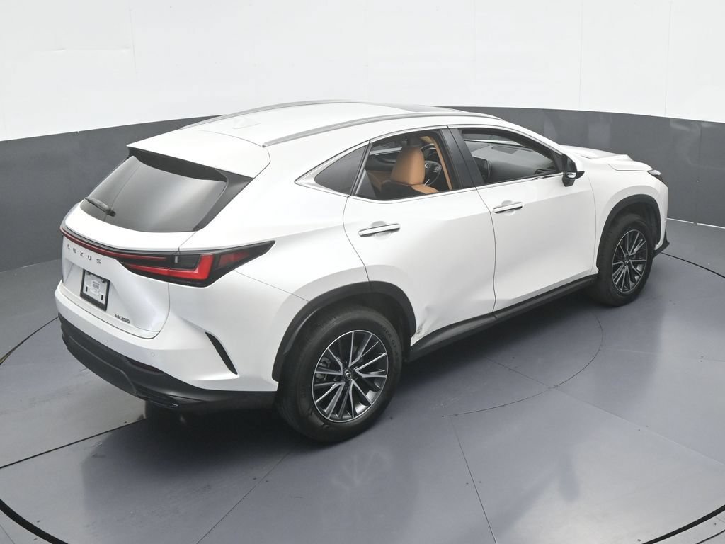 Used 2025 Lexus NX 250 FWD w/ Towing Package (2000 Lbs) image 49