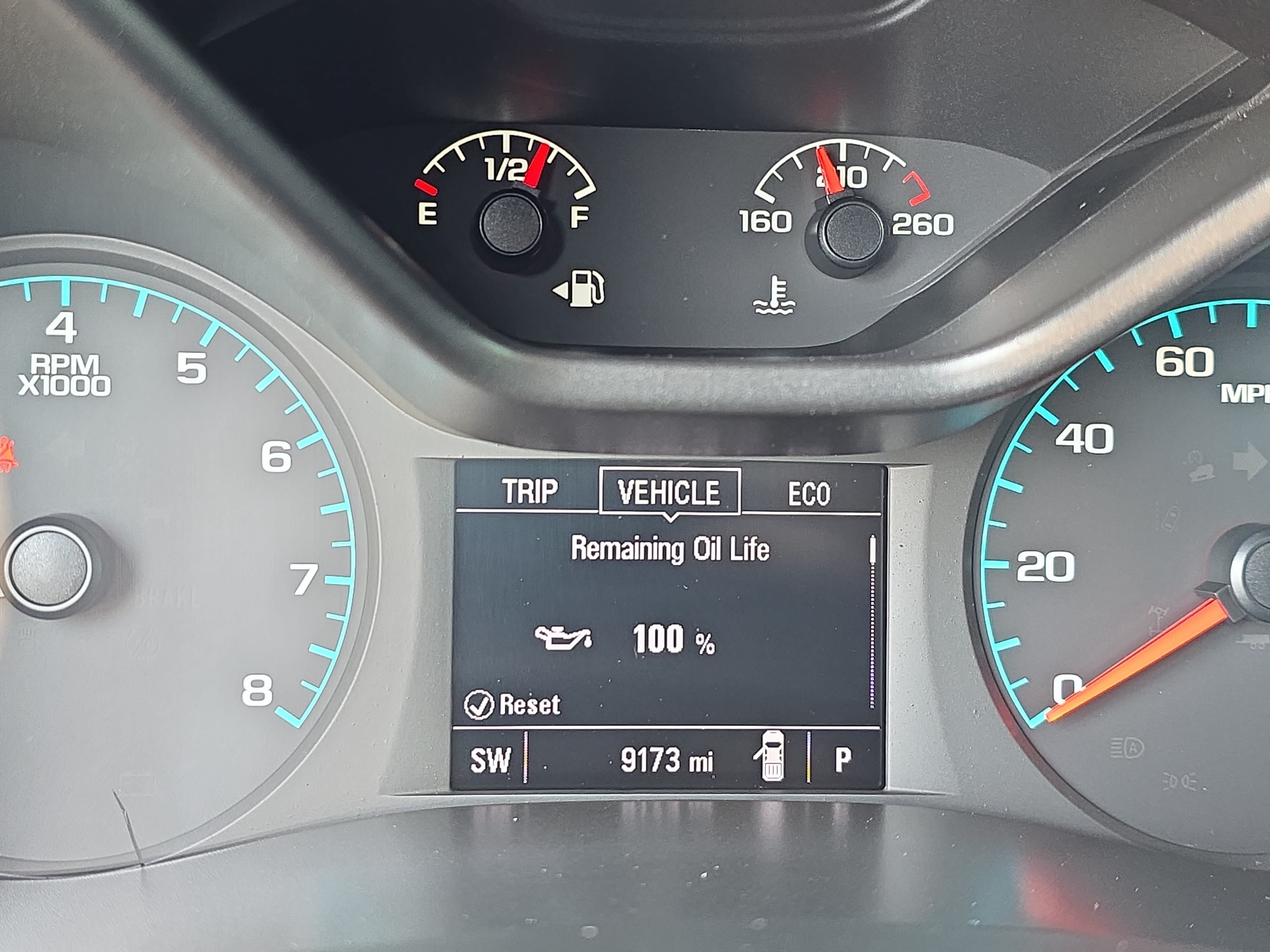Used 2022 Chevrolet Colorado LT w/ Luxury Package RWD image 16