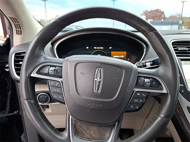 Used 2019 Lincoln Nautilus Reserve image 21